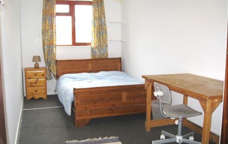 House Lyndworth Close in Oxford