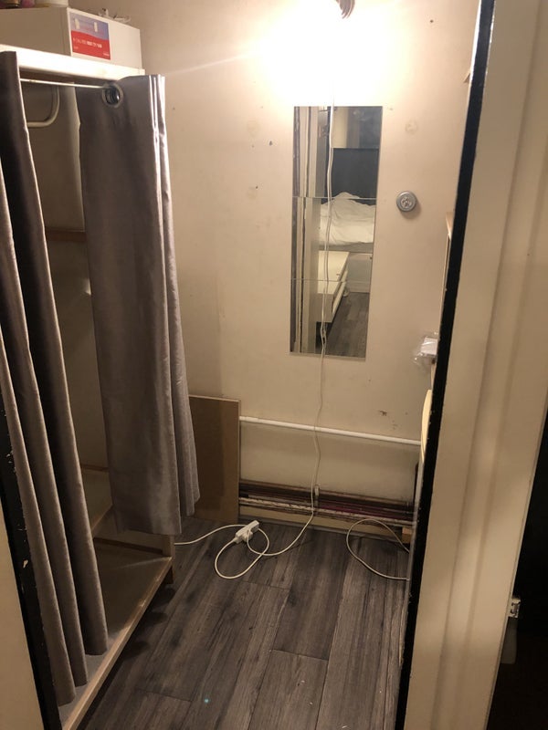 Room Montrose Walk in Greater London