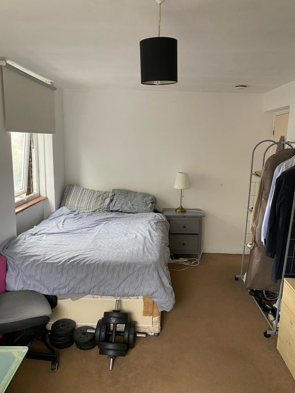 Room Park Hill in Greater London