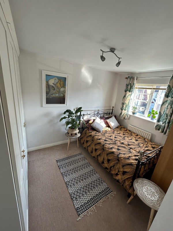 Room Orchard Close in Charnwood