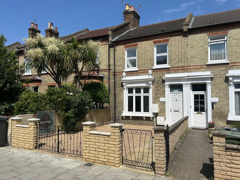 House Carnac Street in Greater London