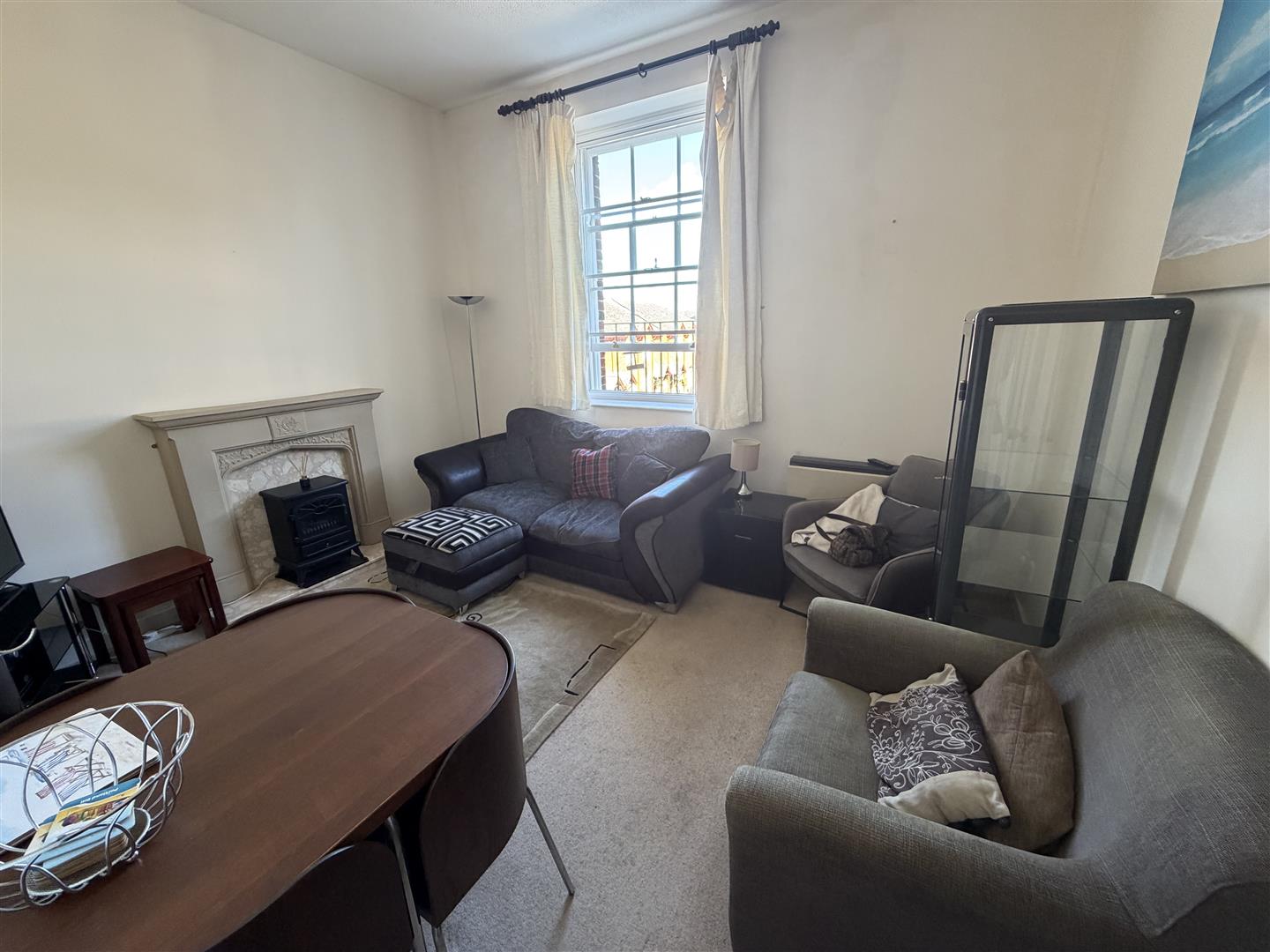 Flat Wellington Court in Weymouth
