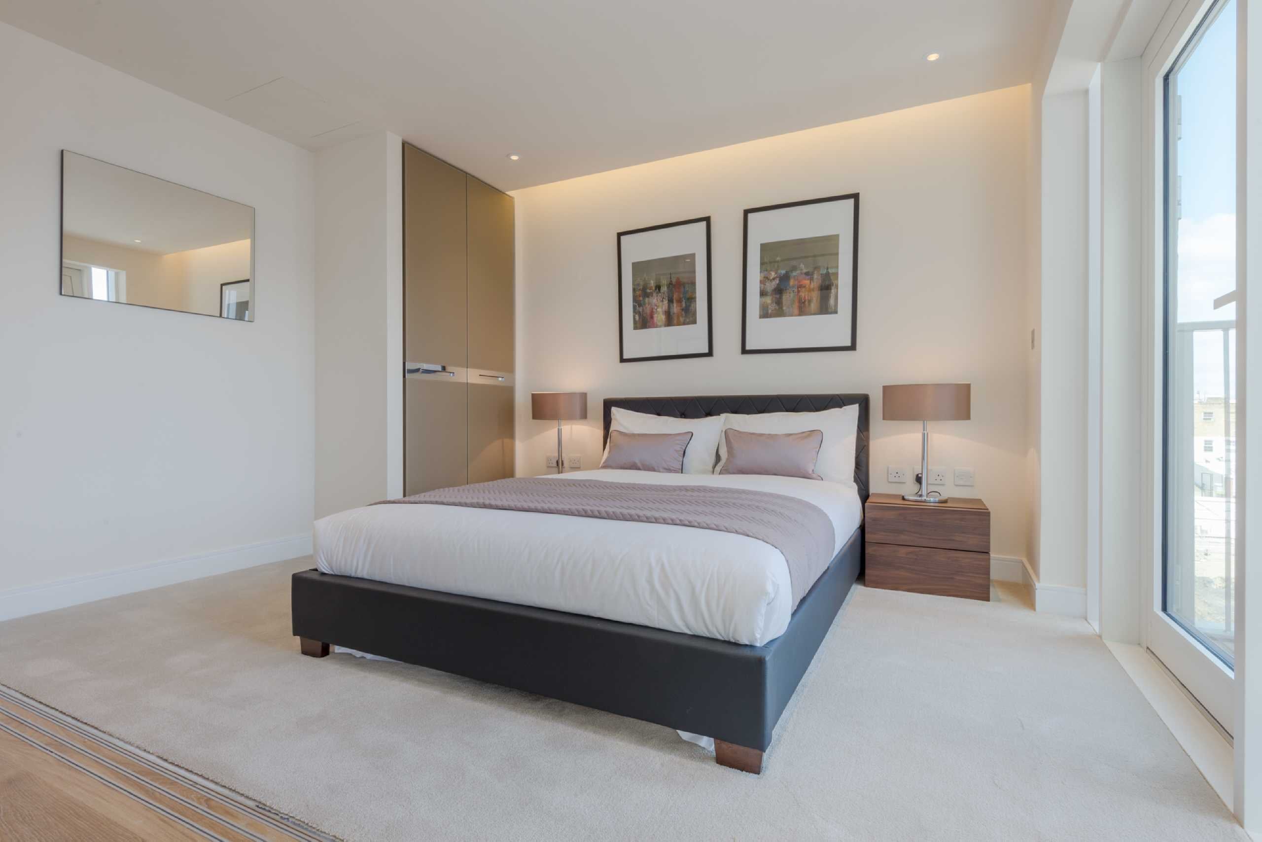 Flat Thurstan Street in Greater London