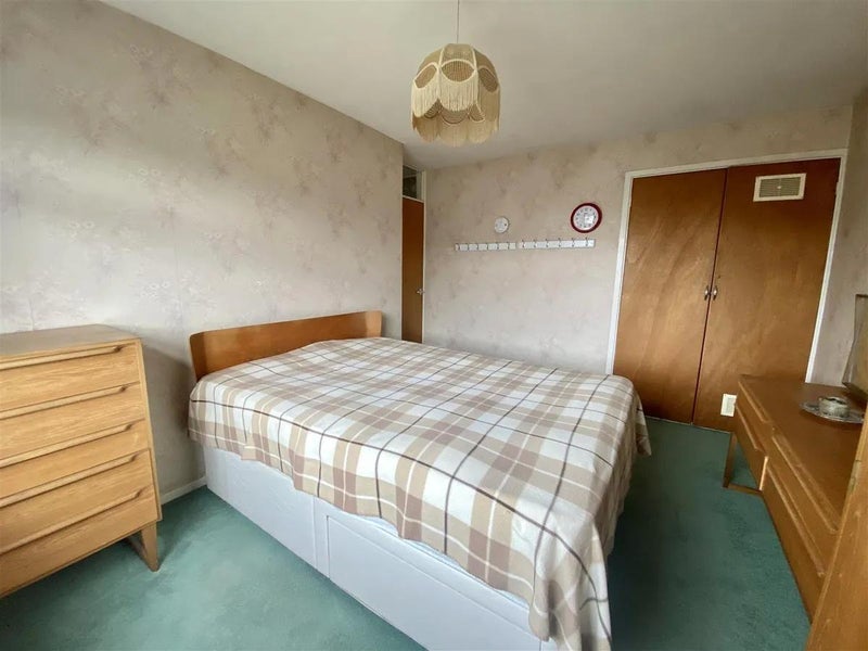 Room Mayflower Drive in Coventry