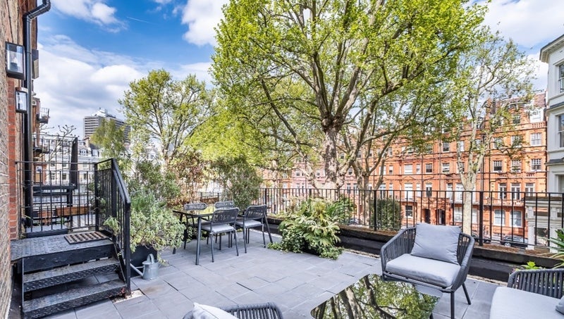 Room Gledhow Gardens in Greater London