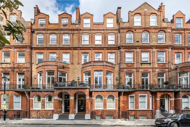 Room Gledhow Gardens in Greater London