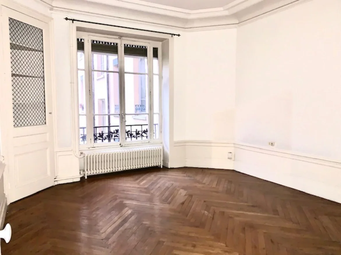 Flat Rue de Sèze in Lyon