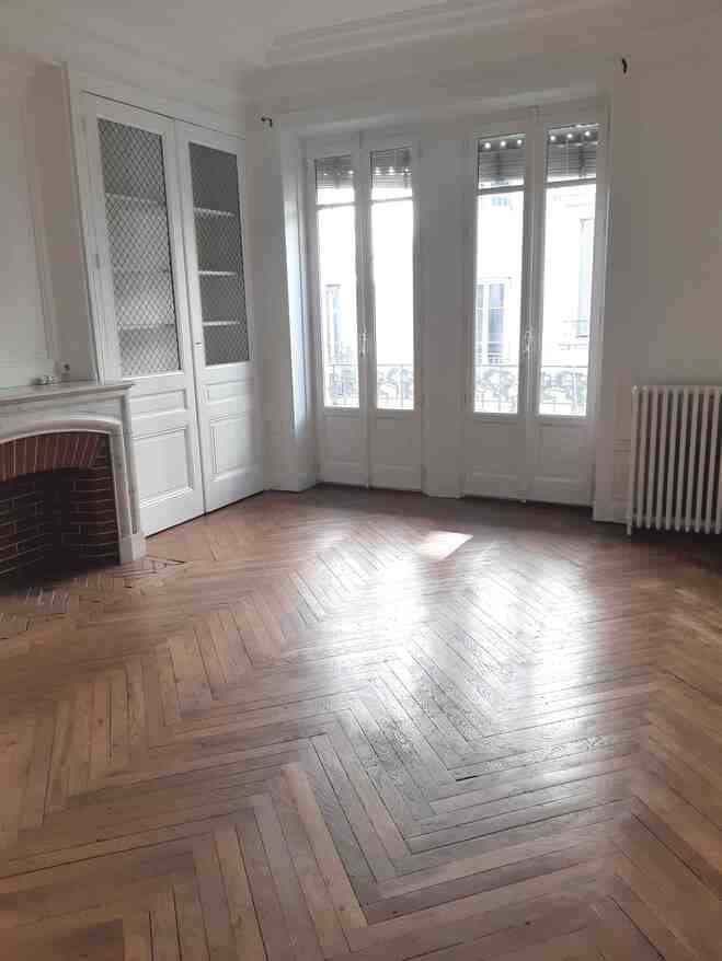 Flat Rue de Sèze in Lyon