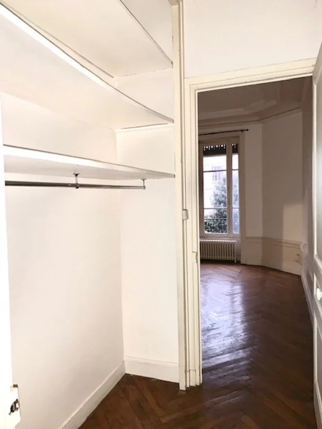 Flat Rue de Sèze in Lyon