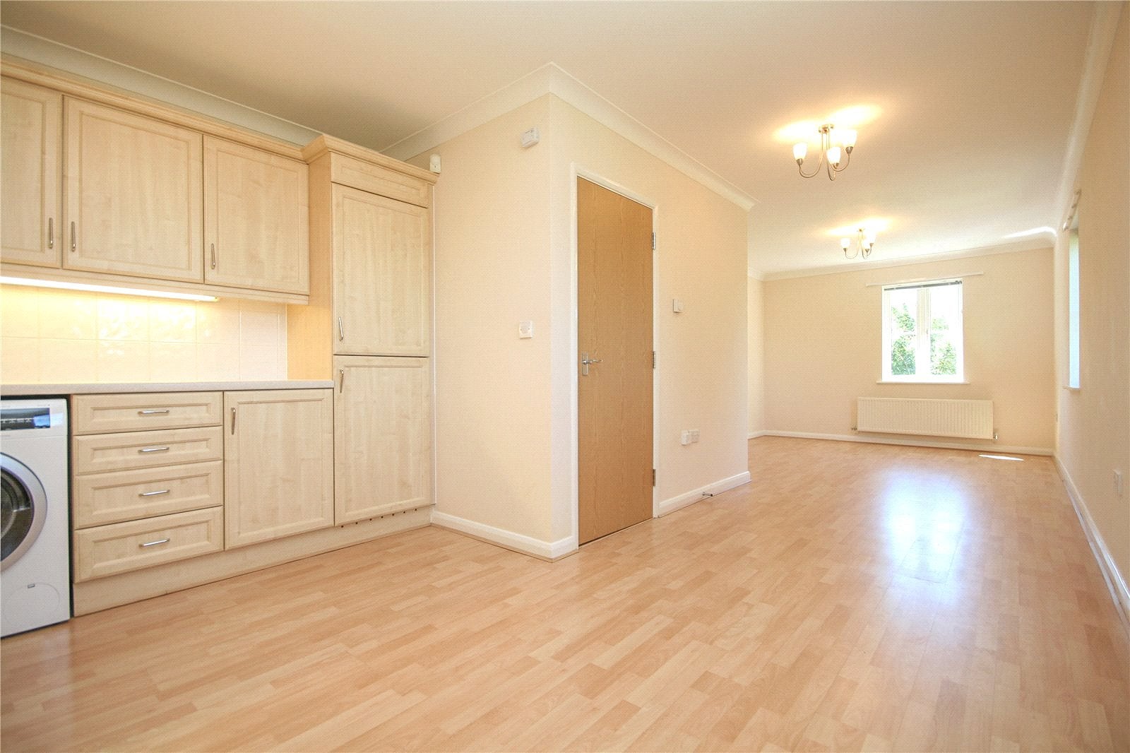 Flat Wade Court in Cheltenham