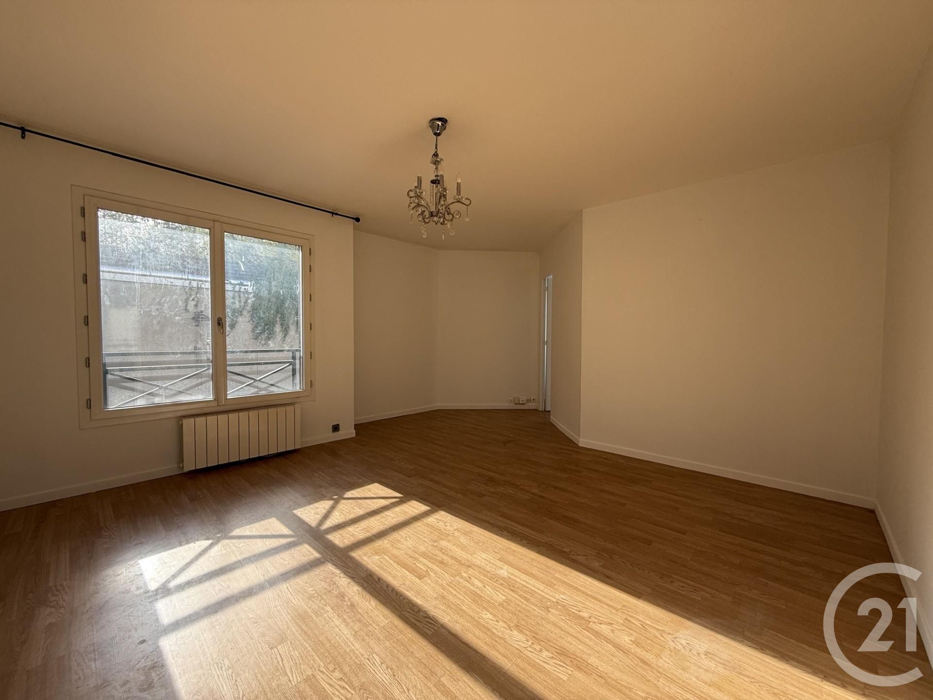 Appartement Rue de la Fontaine au Roi à Paris