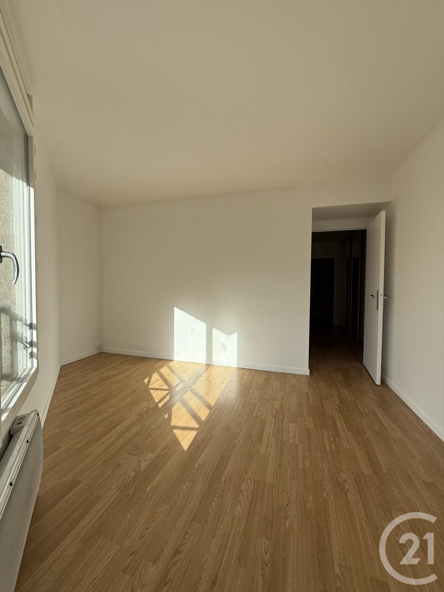 Appartement Rue de la Fontaine au Roi à Paris