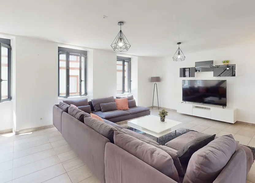 Flat Rue Combarel in Rodez