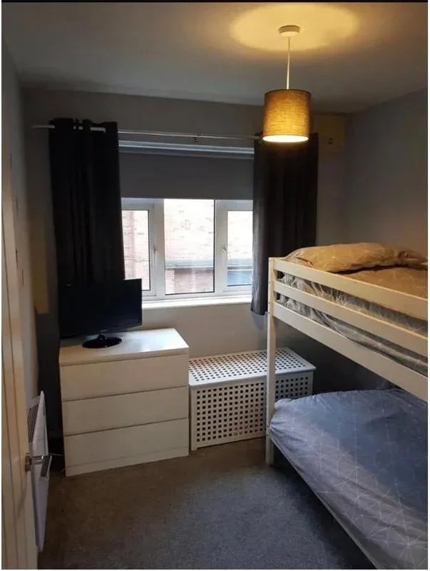Flat Cranbrook Road in Greater London