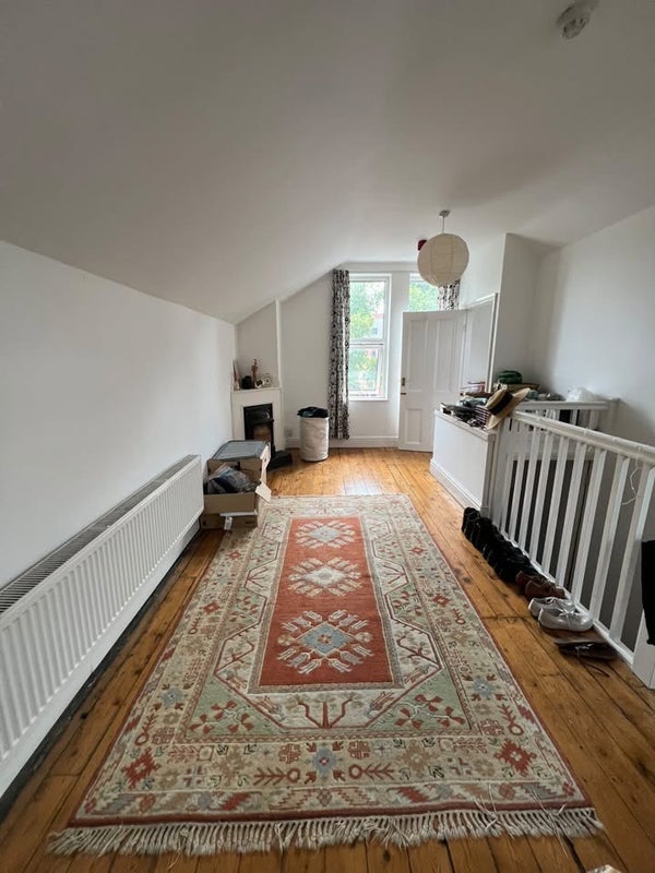 Room Vivian Avenue in Nottingham