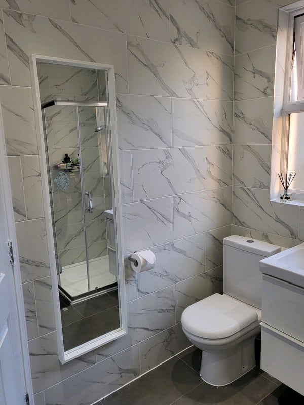 Room Mount Pleasant Road in Greater London