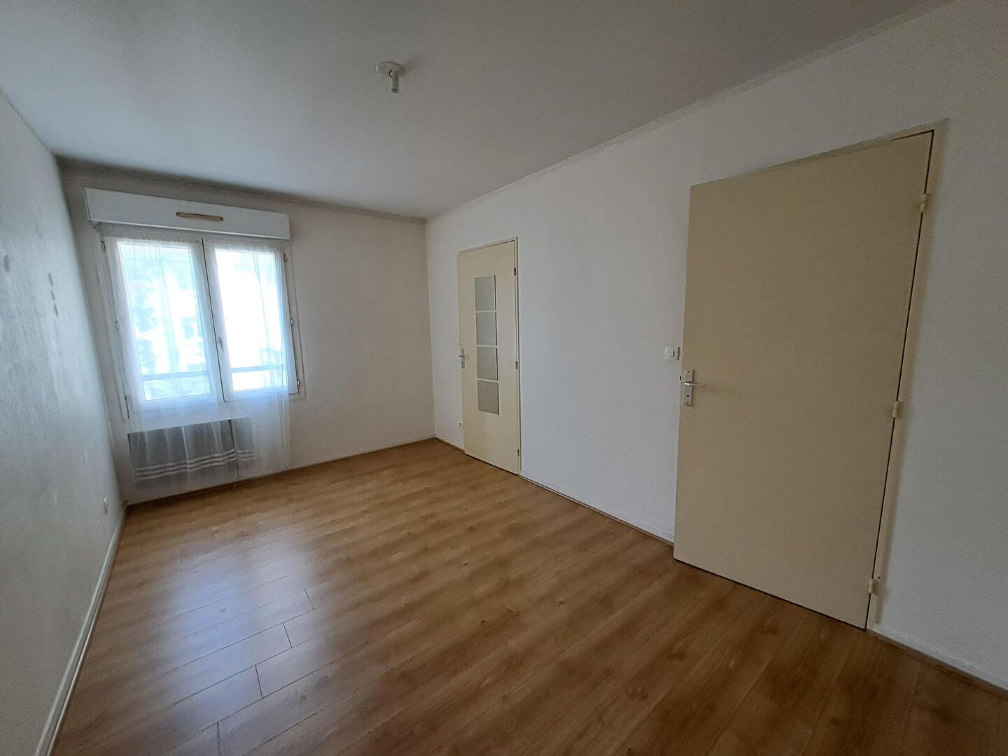 Flat Rue Gaston Turpin in Nantes