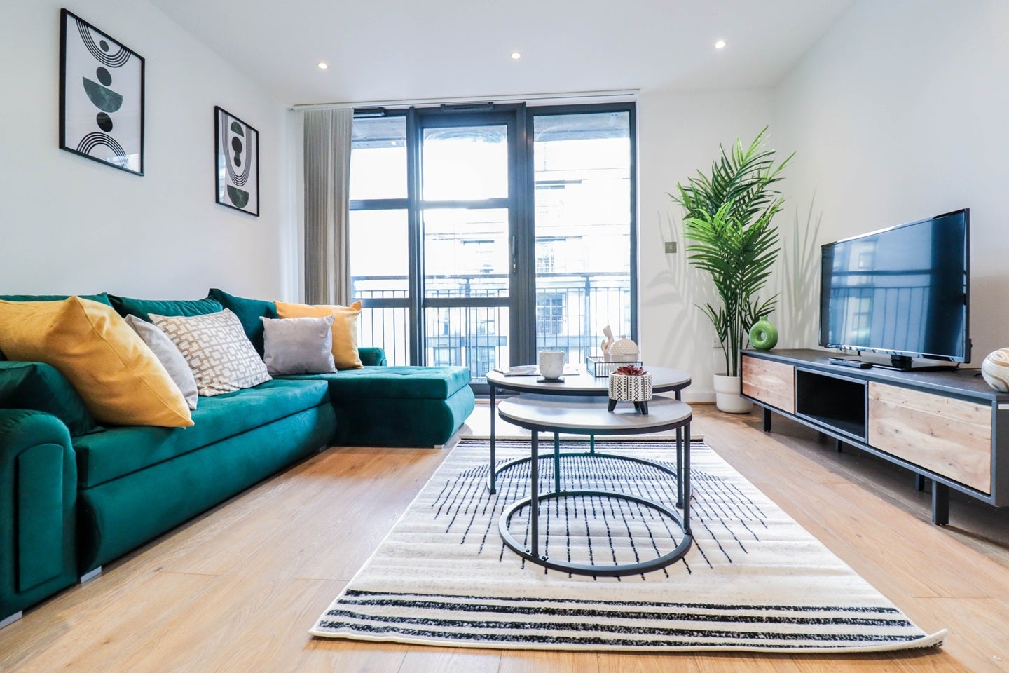 Flat Manilla Street in Greater London
