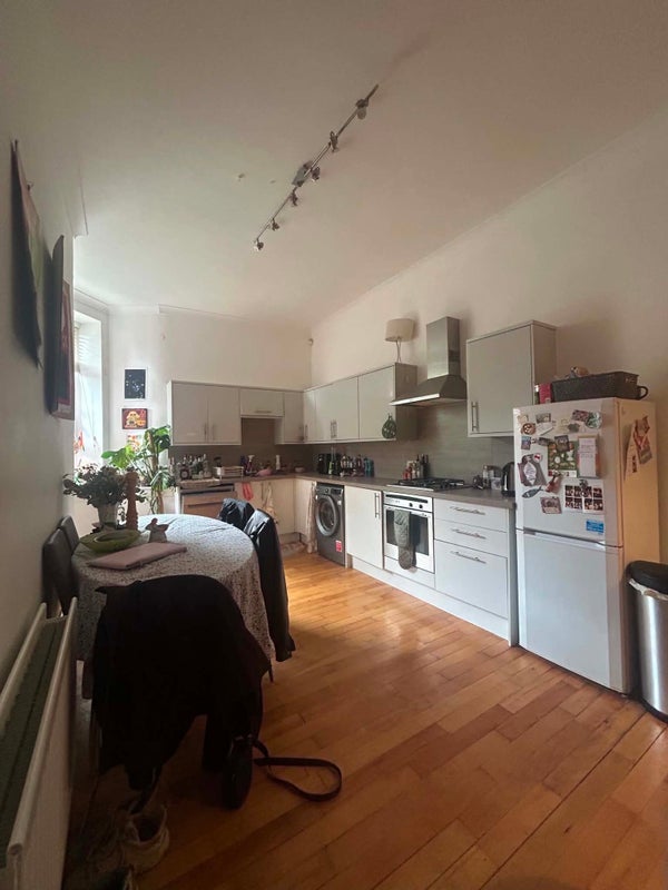 Flat Woodlands Drive in Glasgow