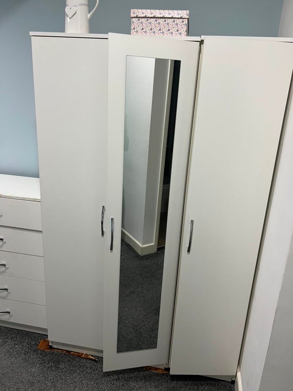 Room Bearwood Road in Sandwell