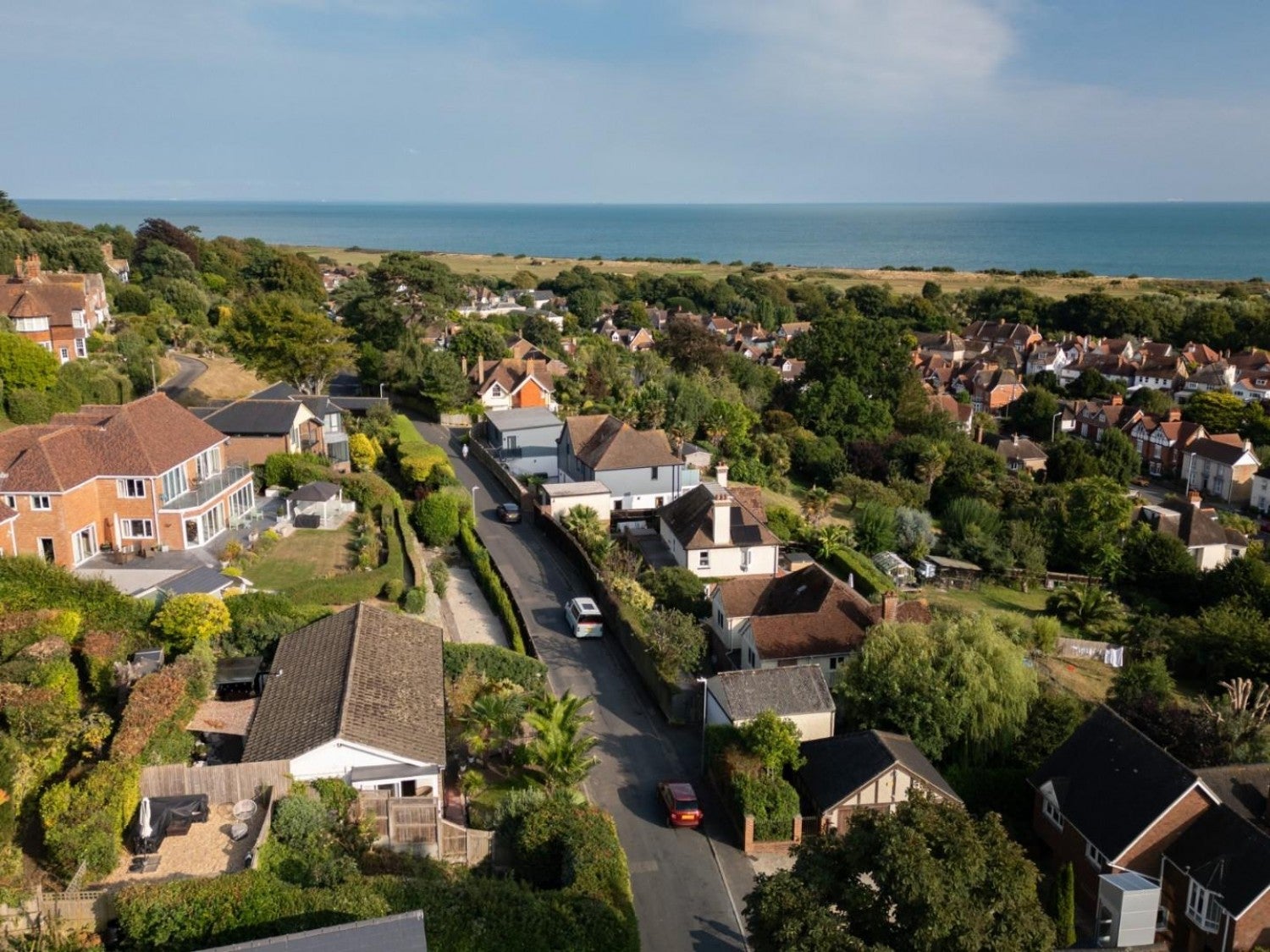 Flat Cannongate Avenue in Folkestone and Hythe District