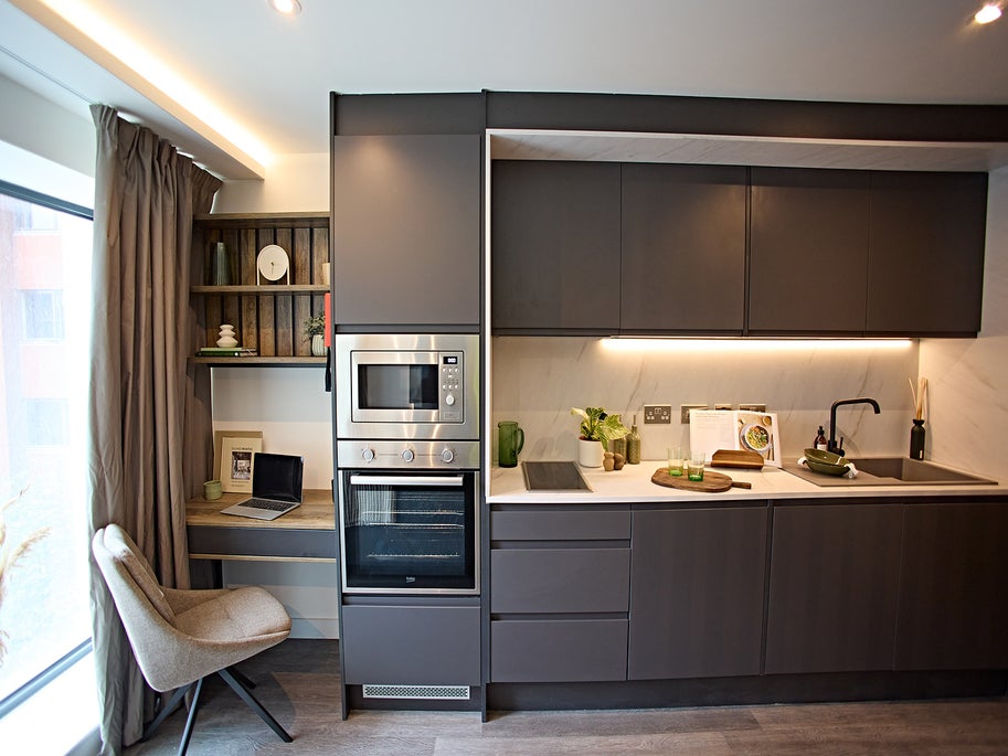 Flat St Alban's Place in Leeds