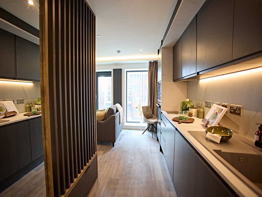 Flat St Alban's Place in Leeds