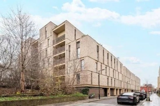 Flat Stead Street in Greater London