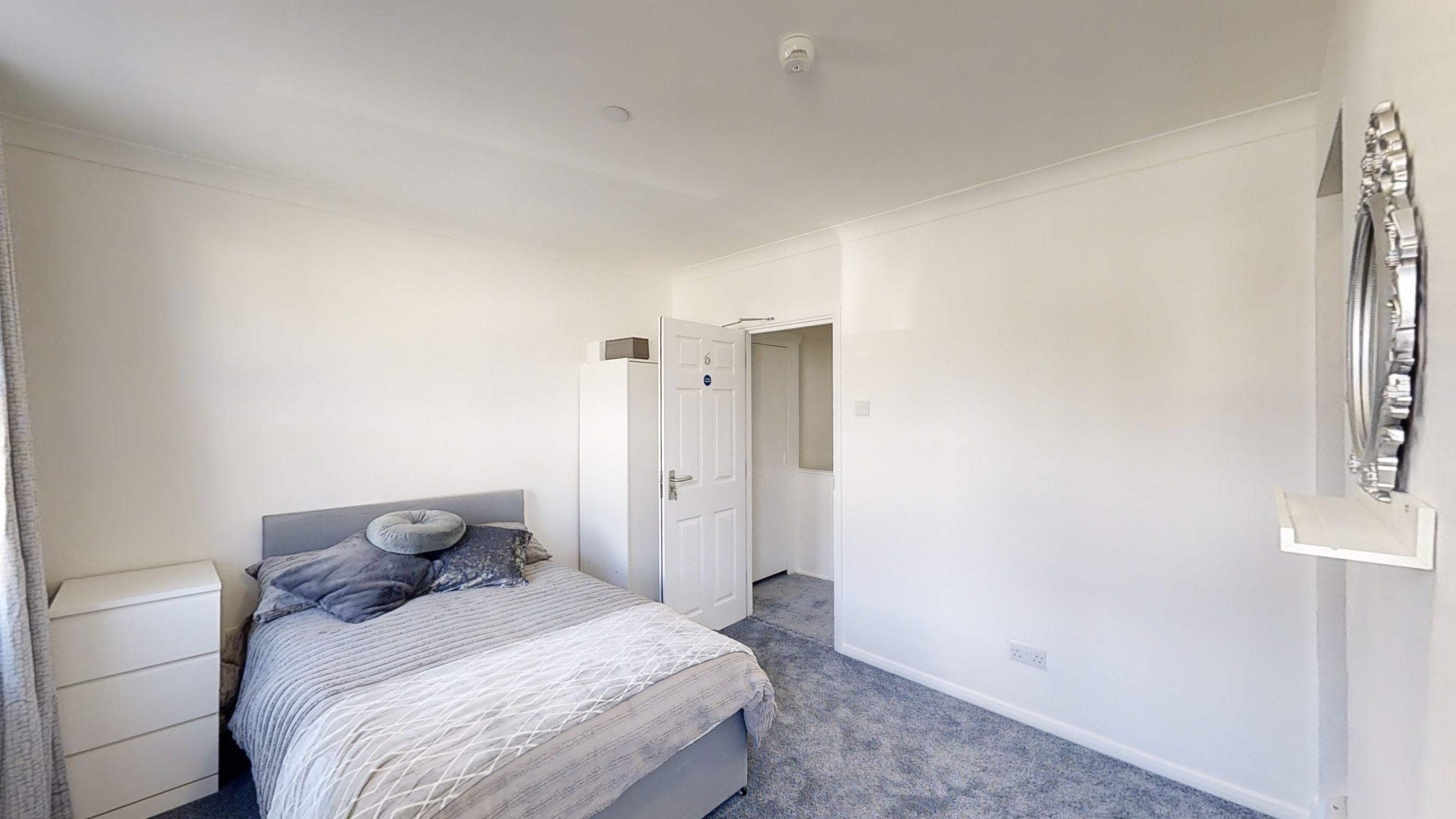 Room Fulwich Road in Dartford