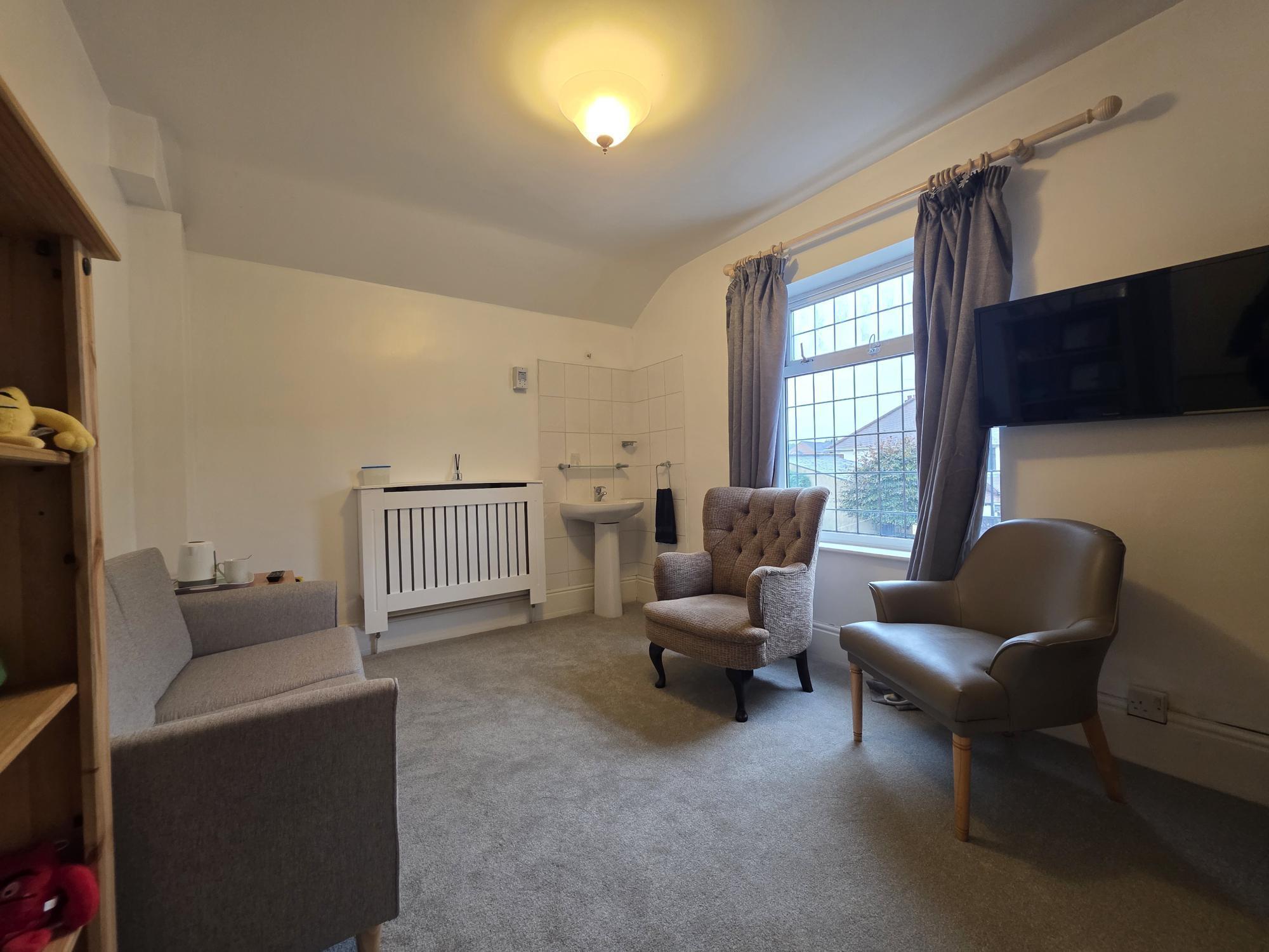 Room Sedgley Road West in Coseley