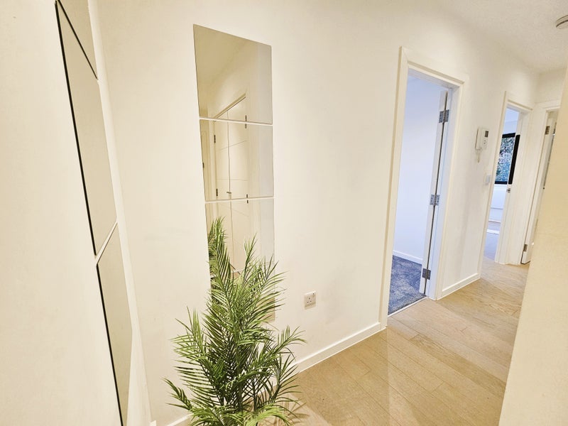 Room Hubert Road in Brentwood