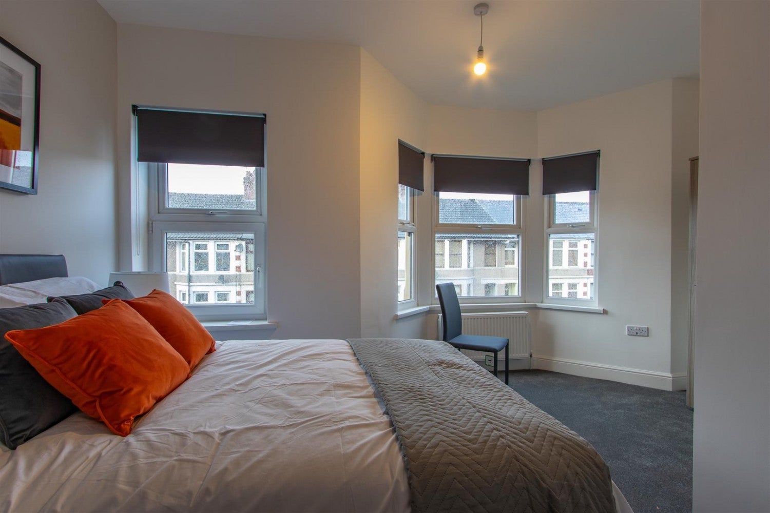 Room Clive Road in Cardiff