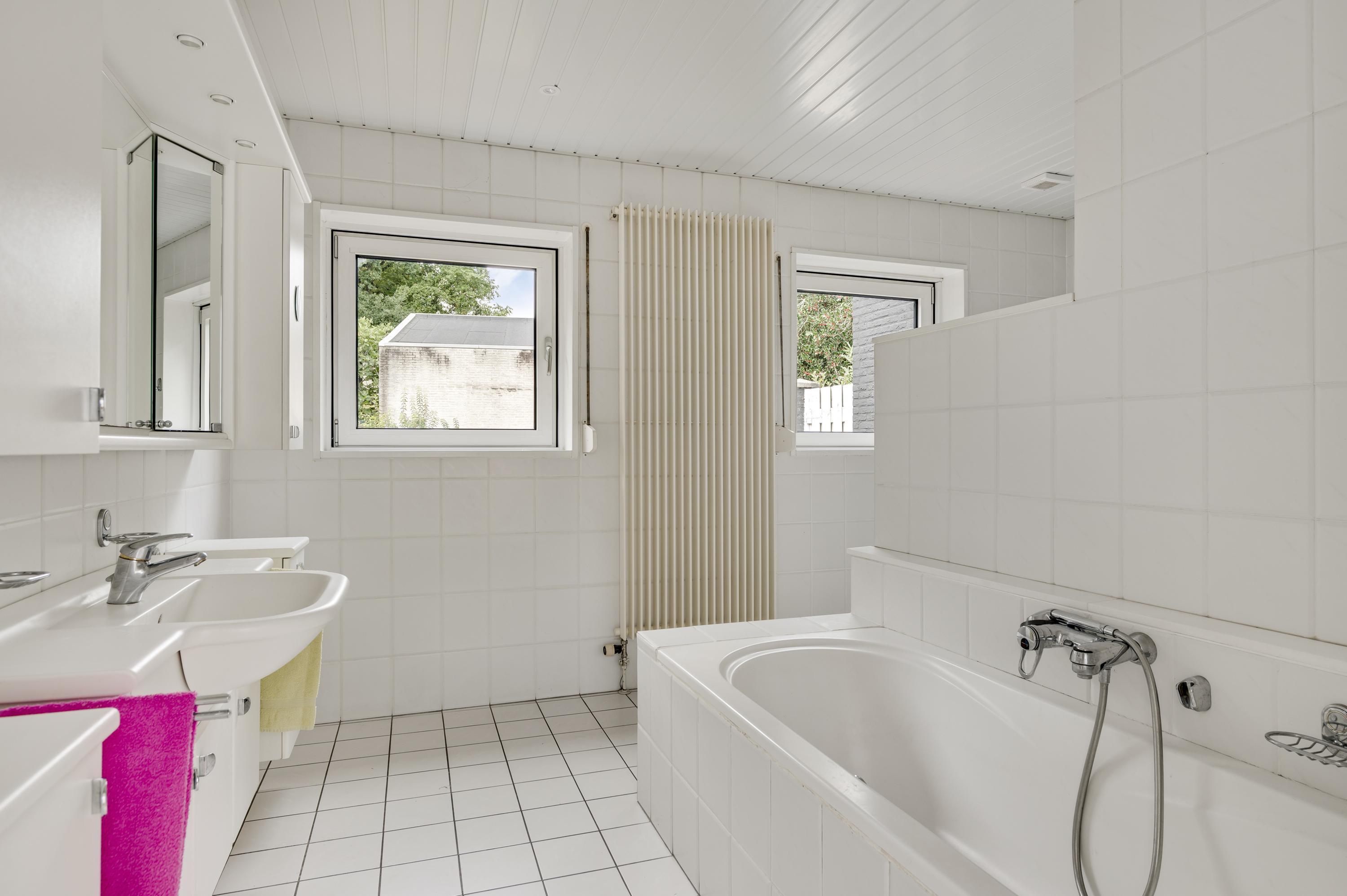 Vrijstaande woning te koop: 't Laar 2, Haelen