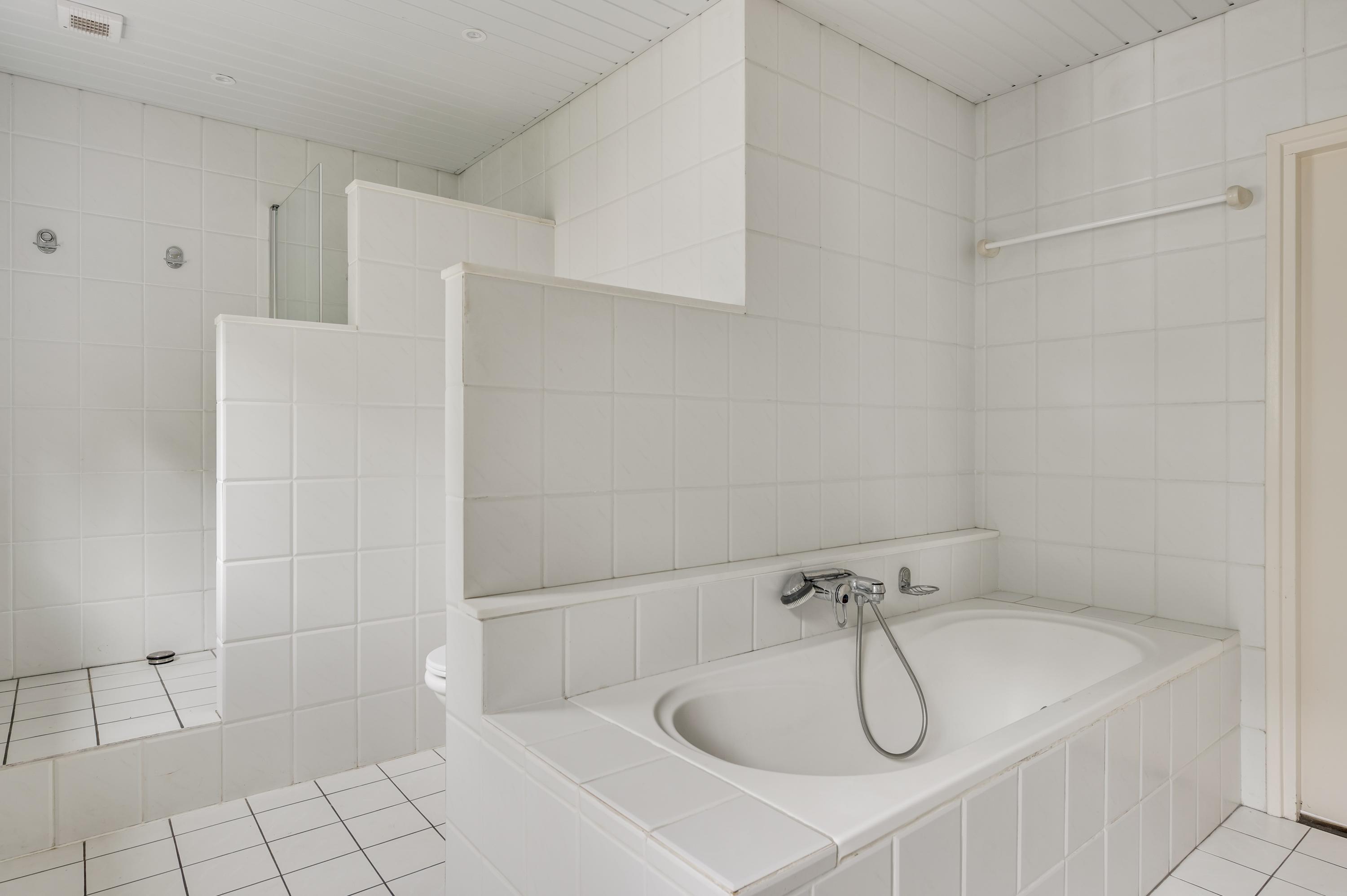 Vrijstaande woning te koop: 't Laar 2, Haelen