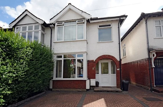 Flat West Barnes Lane in Greater London