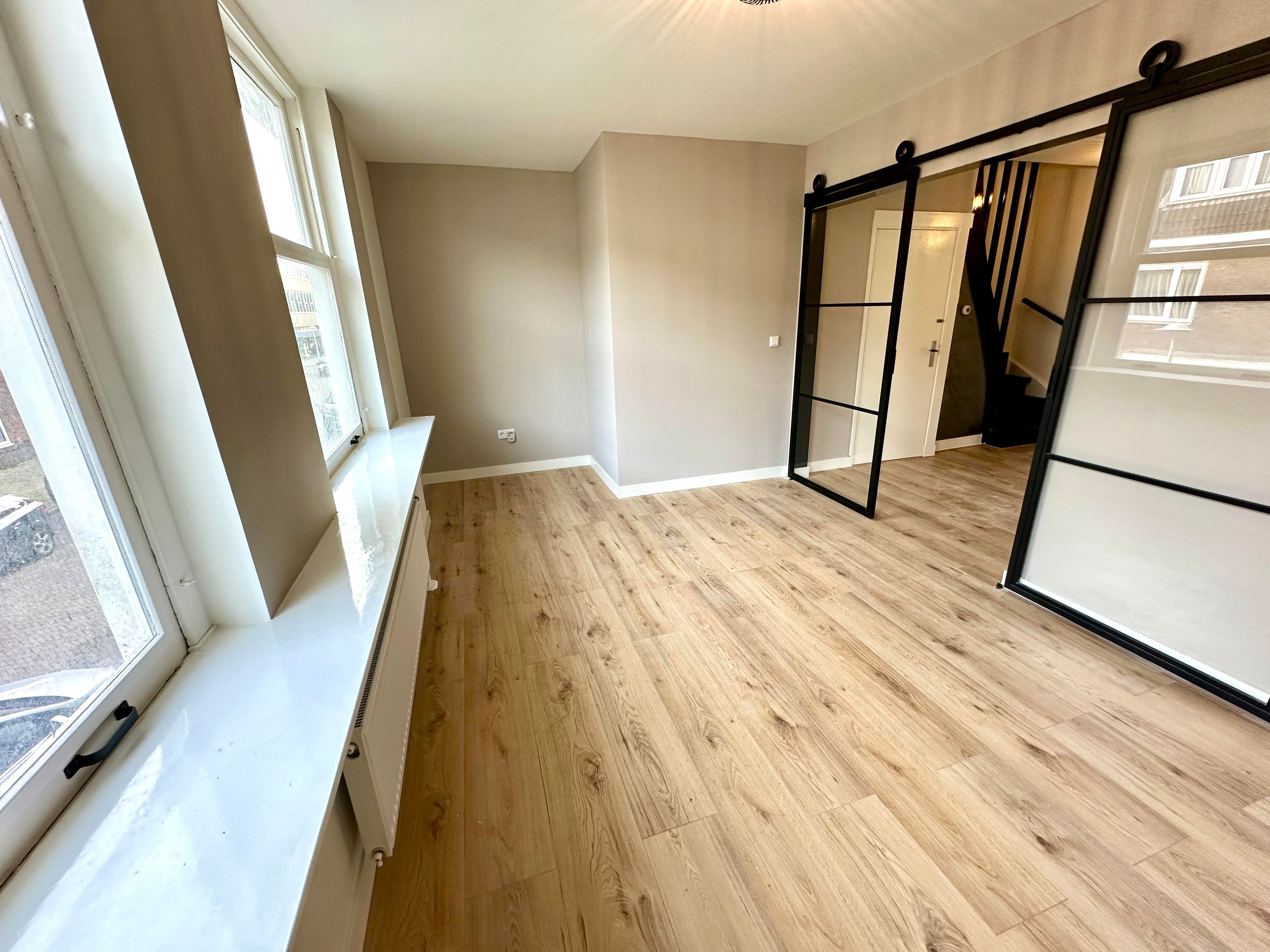 Appartement Helmholtzstraat 22 in Amsterdam