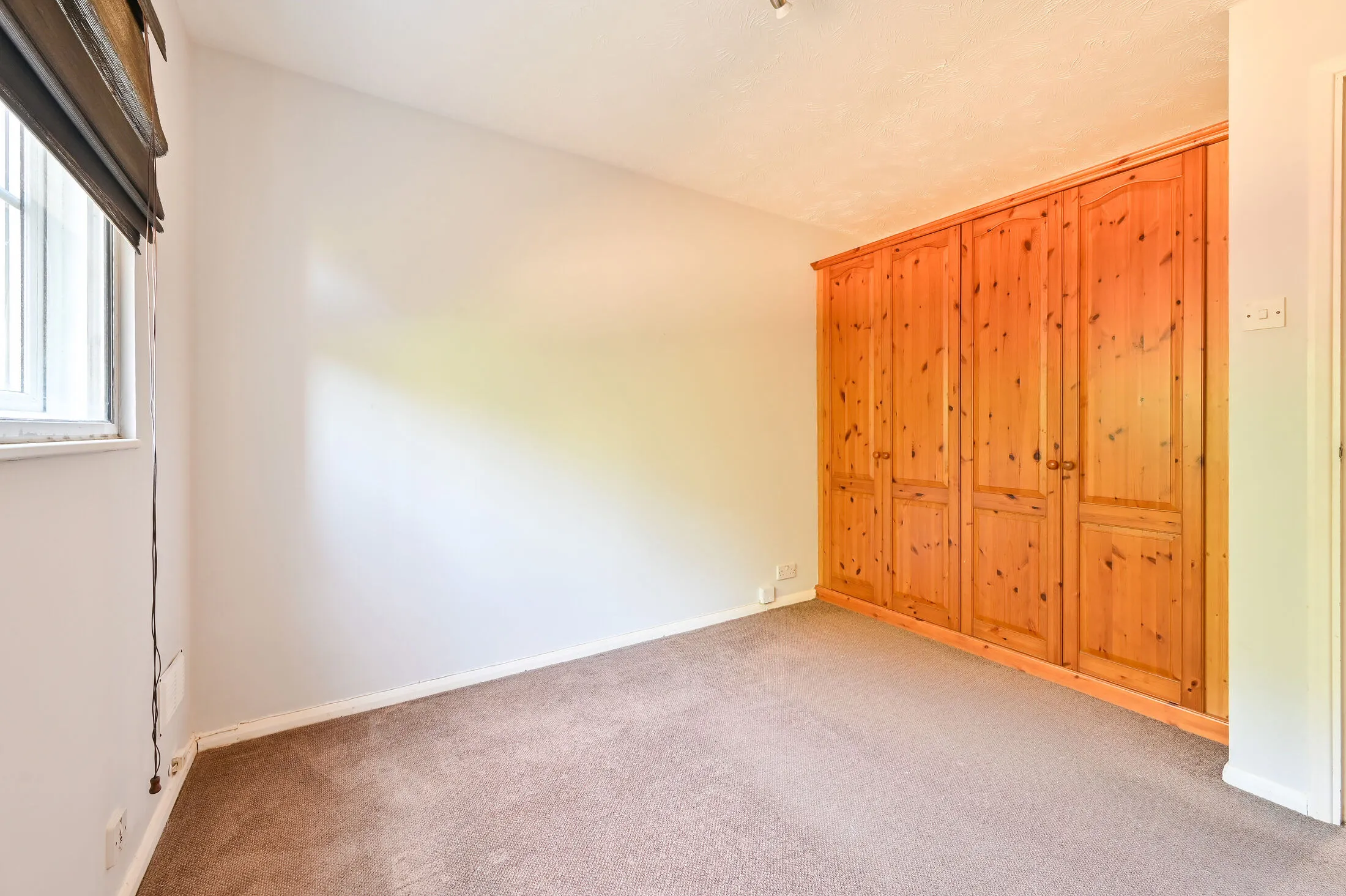 Flat Ebury Road in Watford