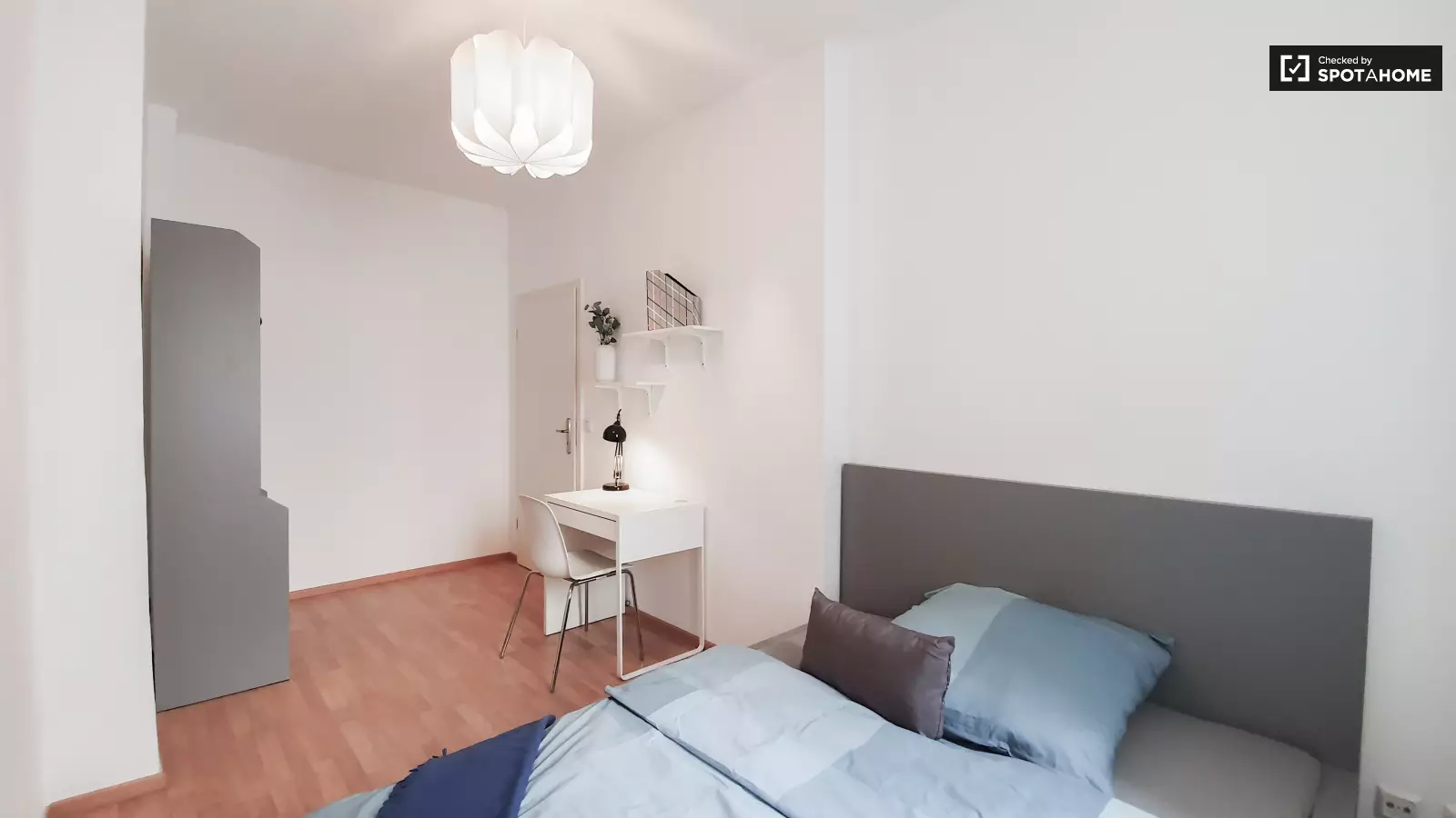 Wohnung Residenzstraße in Berlin