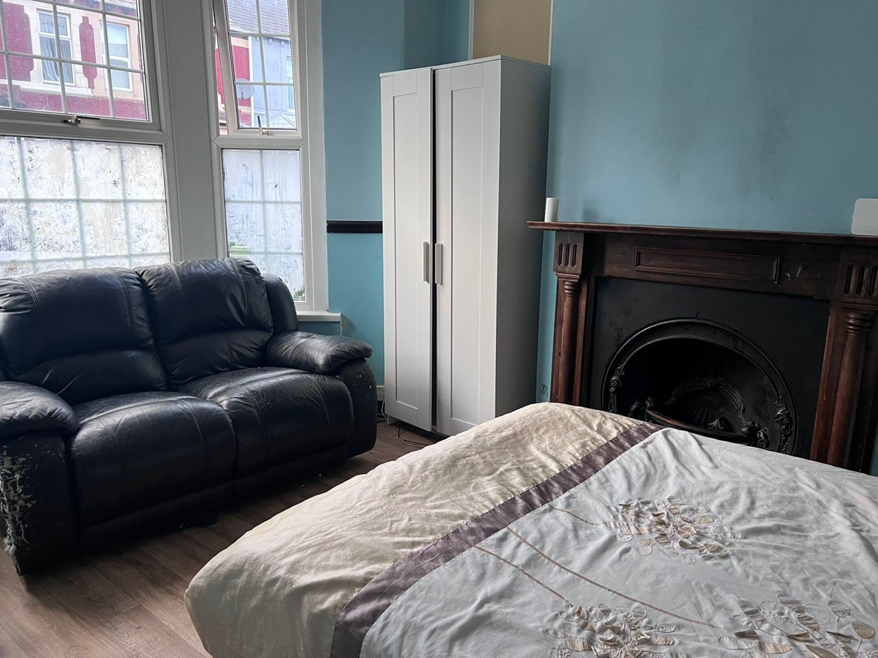 Room Coedcae Street in Cardiff