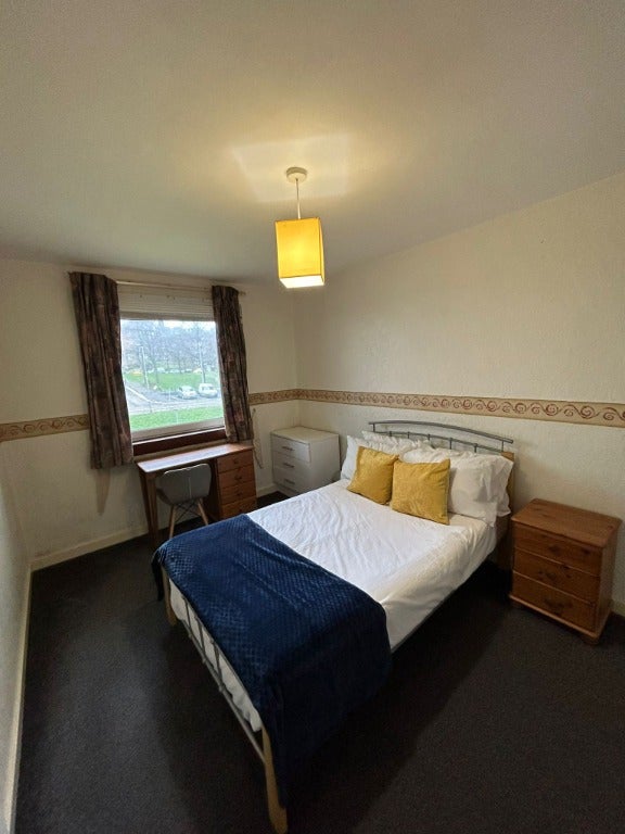Flat Dudhope Street in Dundee