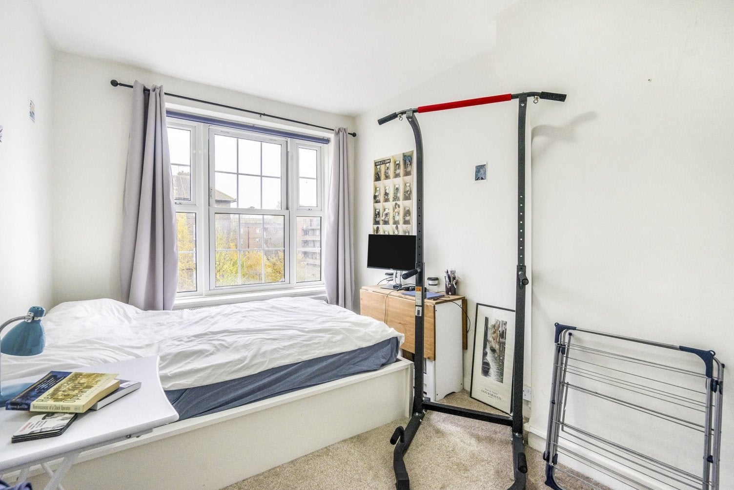 Flat Harper Road in Greater London