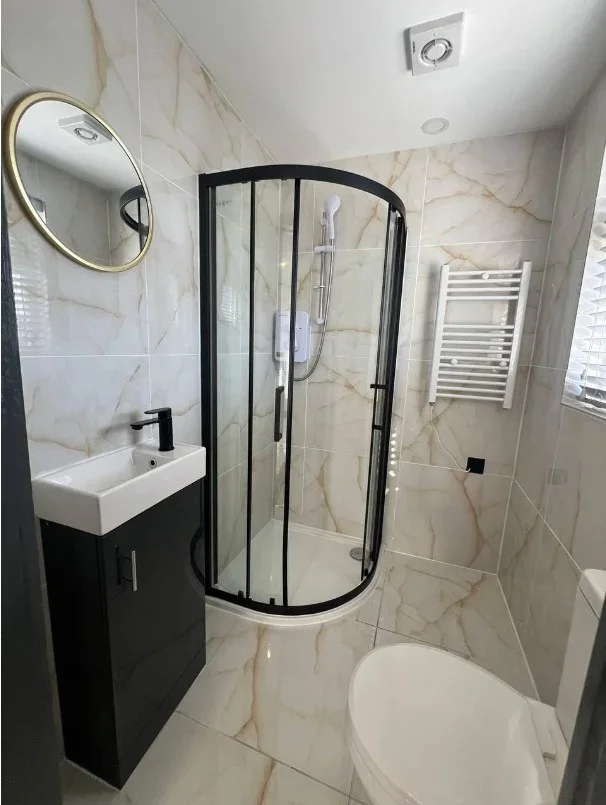 Room Lorne Road in Greater London