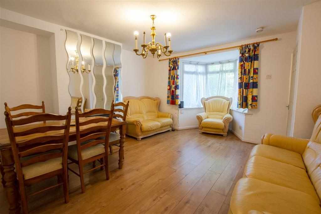 Flat Poole Crescent in Birmingham