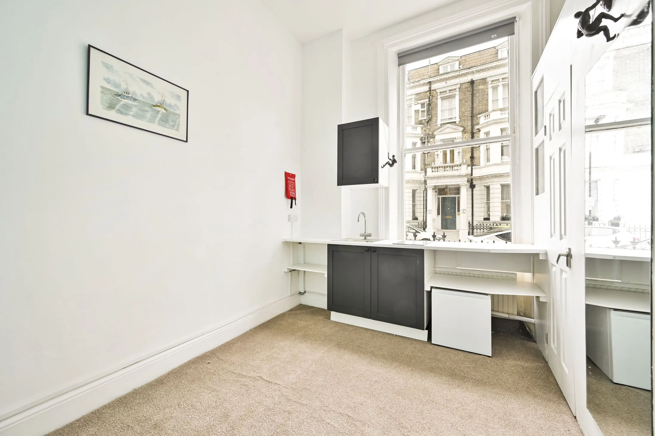 Flat Charleville Road in Greater London
