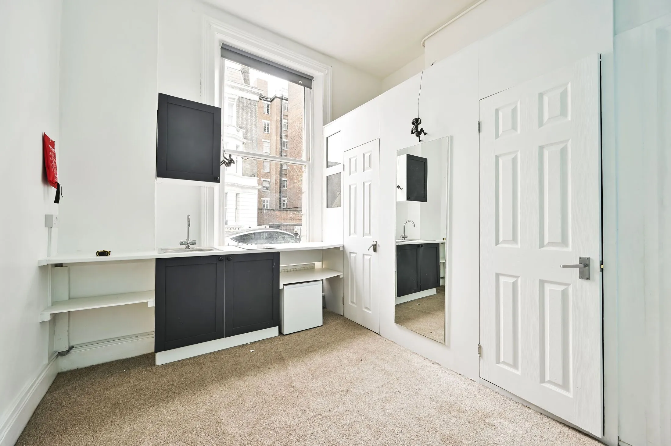 Flat Charleville Road in Greater London
