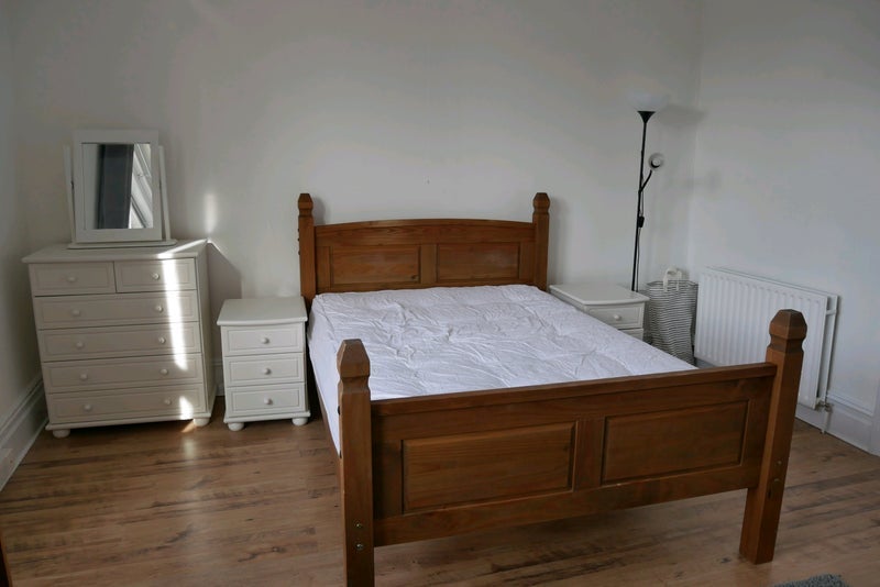 Room Oxnam Crescent in Newcastle upon Tyne