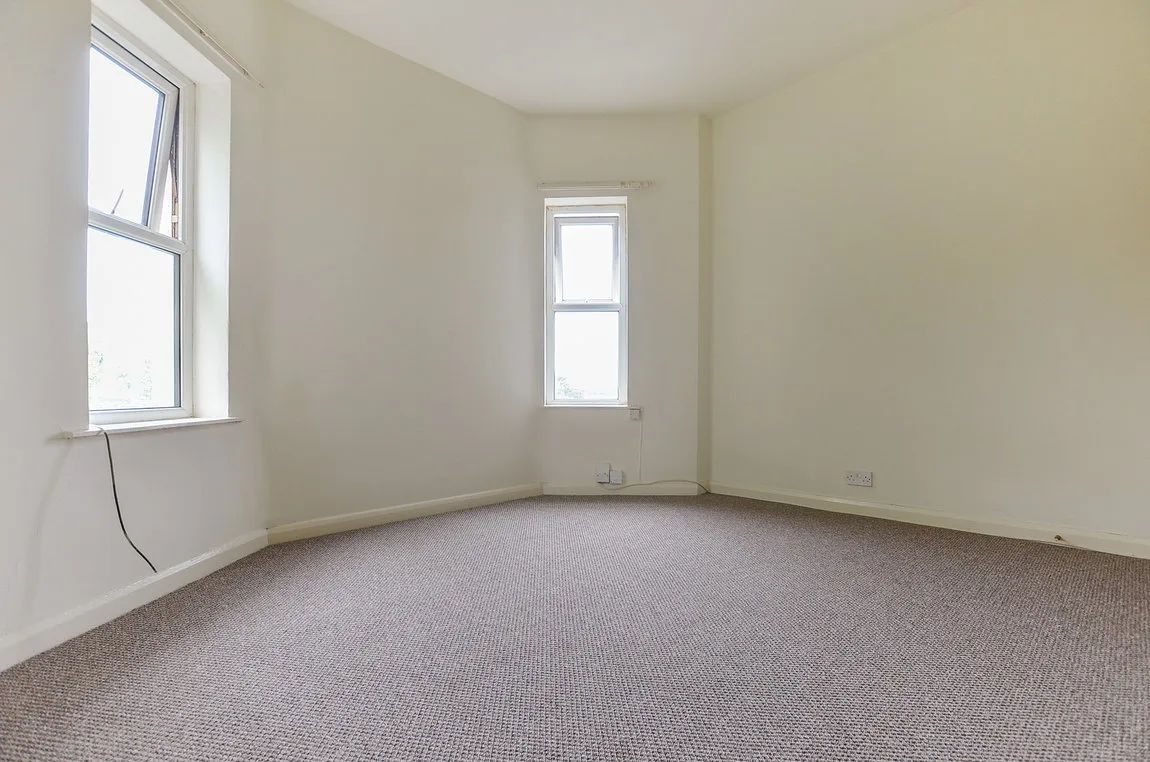 Flat Irwell Lane in Runcorn