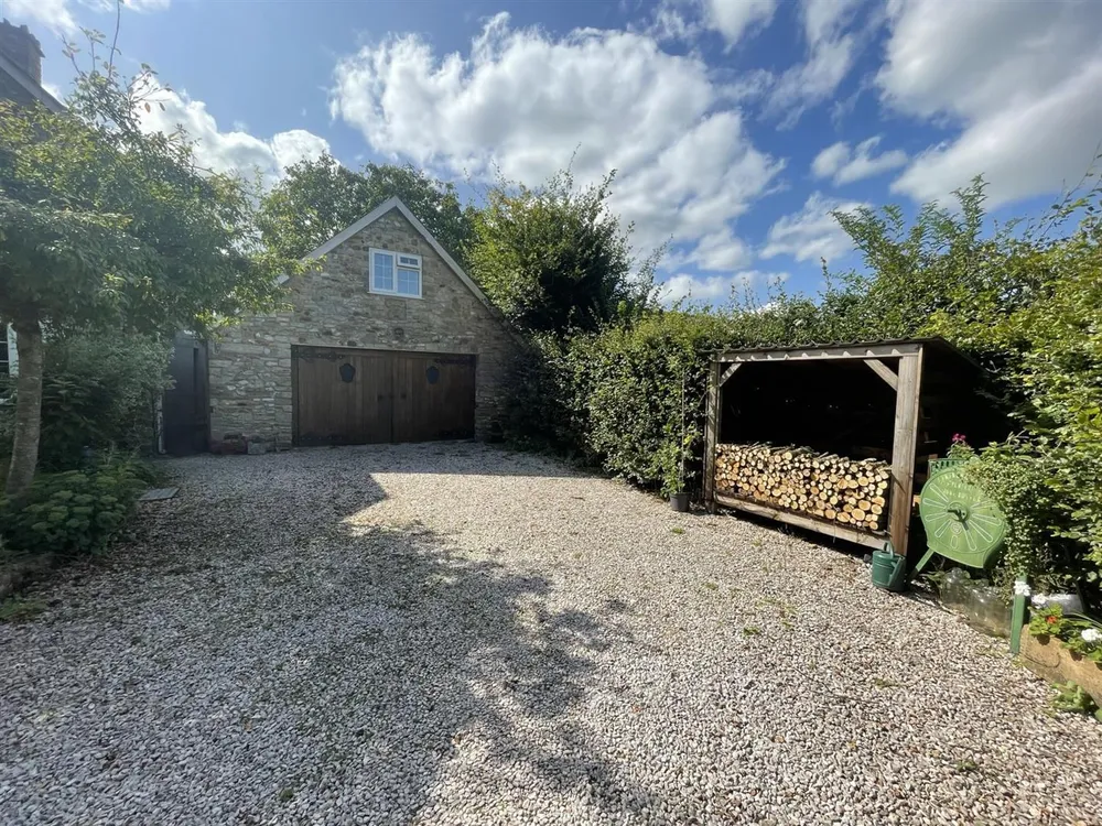 Flat Andrewshayes Lane in East Devon