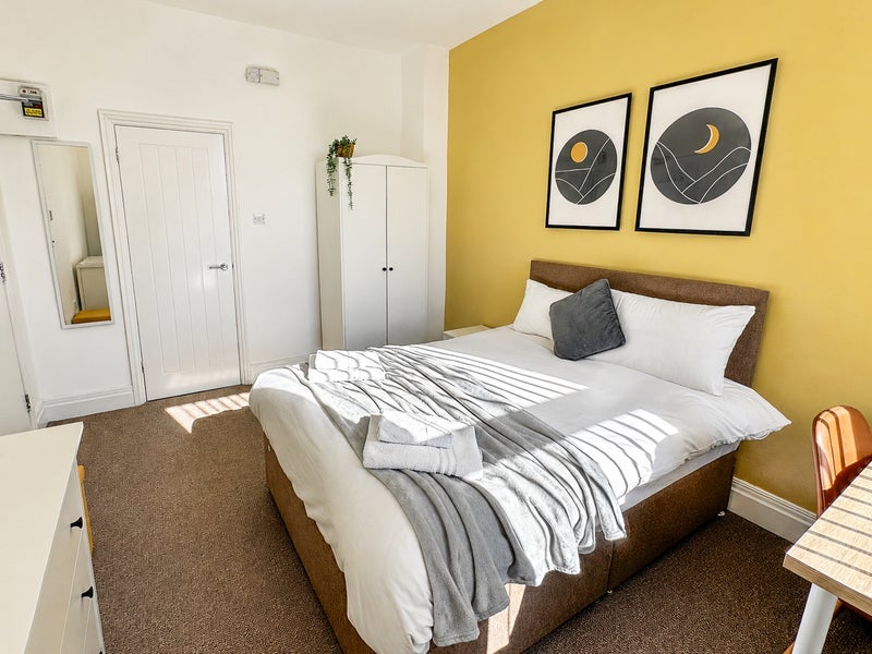 Room Weaste Lane in Salford