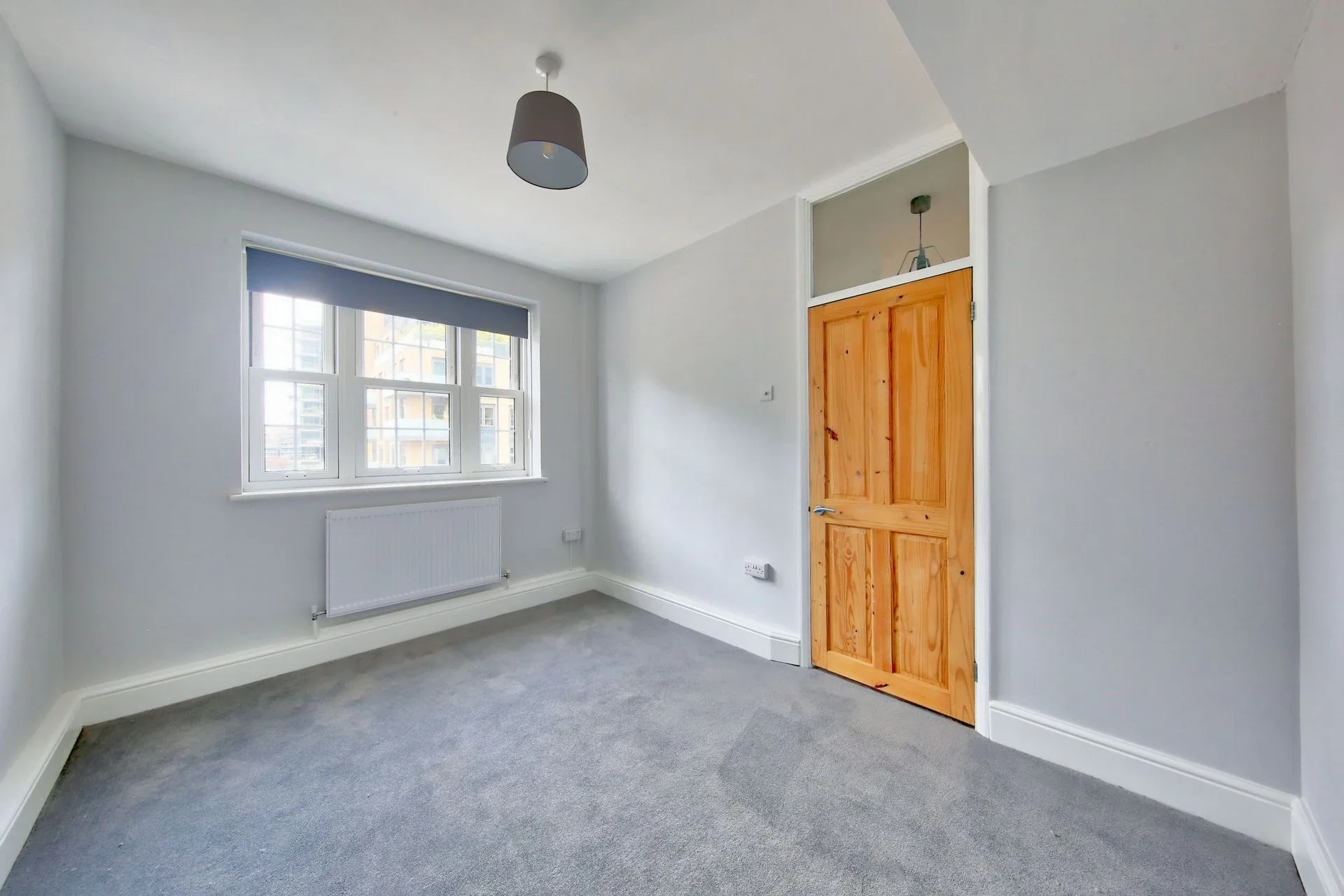 Flat York Road in Greater London
